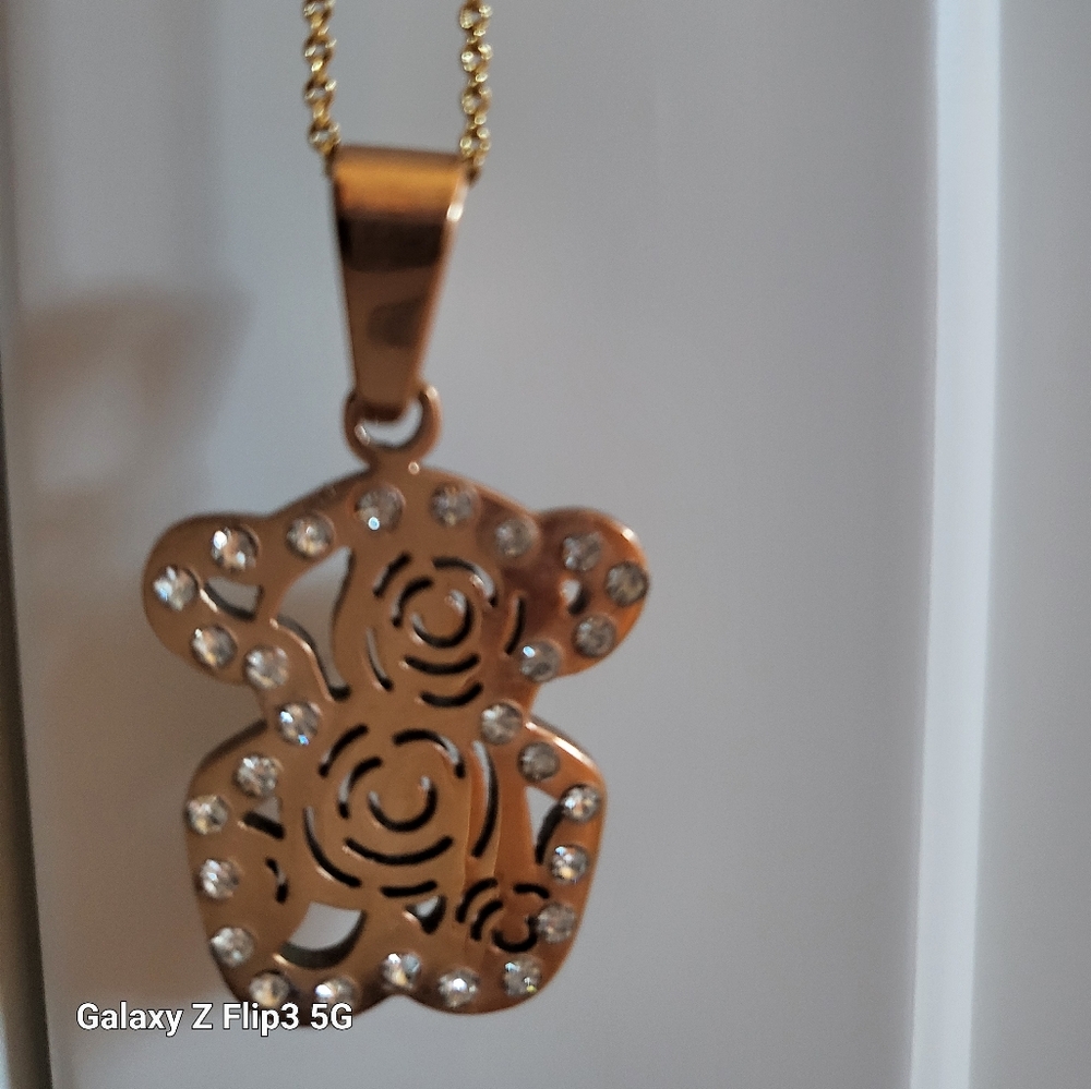 TOUS Elegant Stainless Steel Pendant Necklace